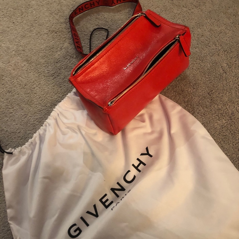 Purse - Picture 3 of 6